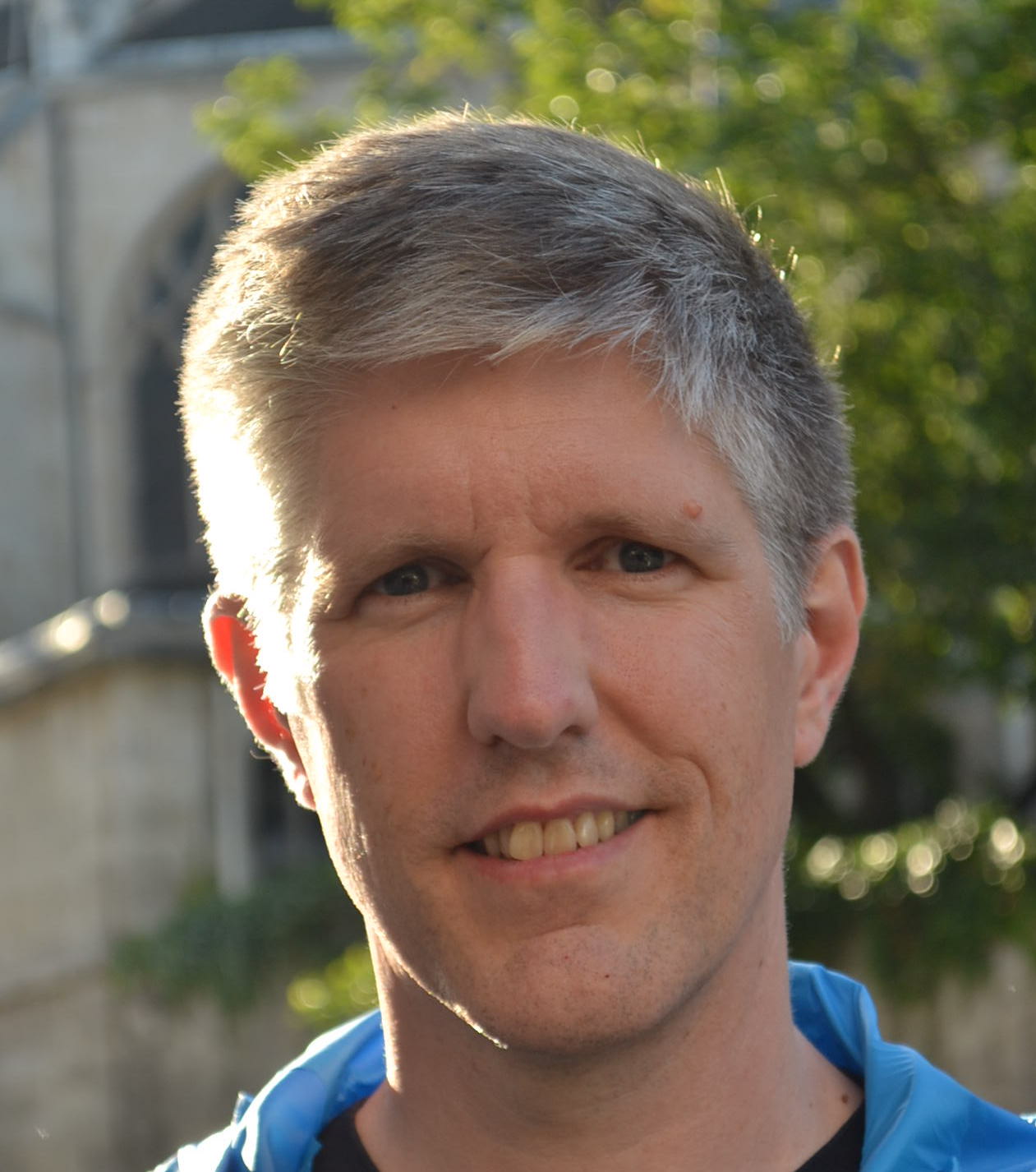 Headshot: Eric Reiter