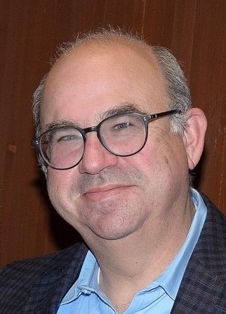 Headshot: Adam Dodek